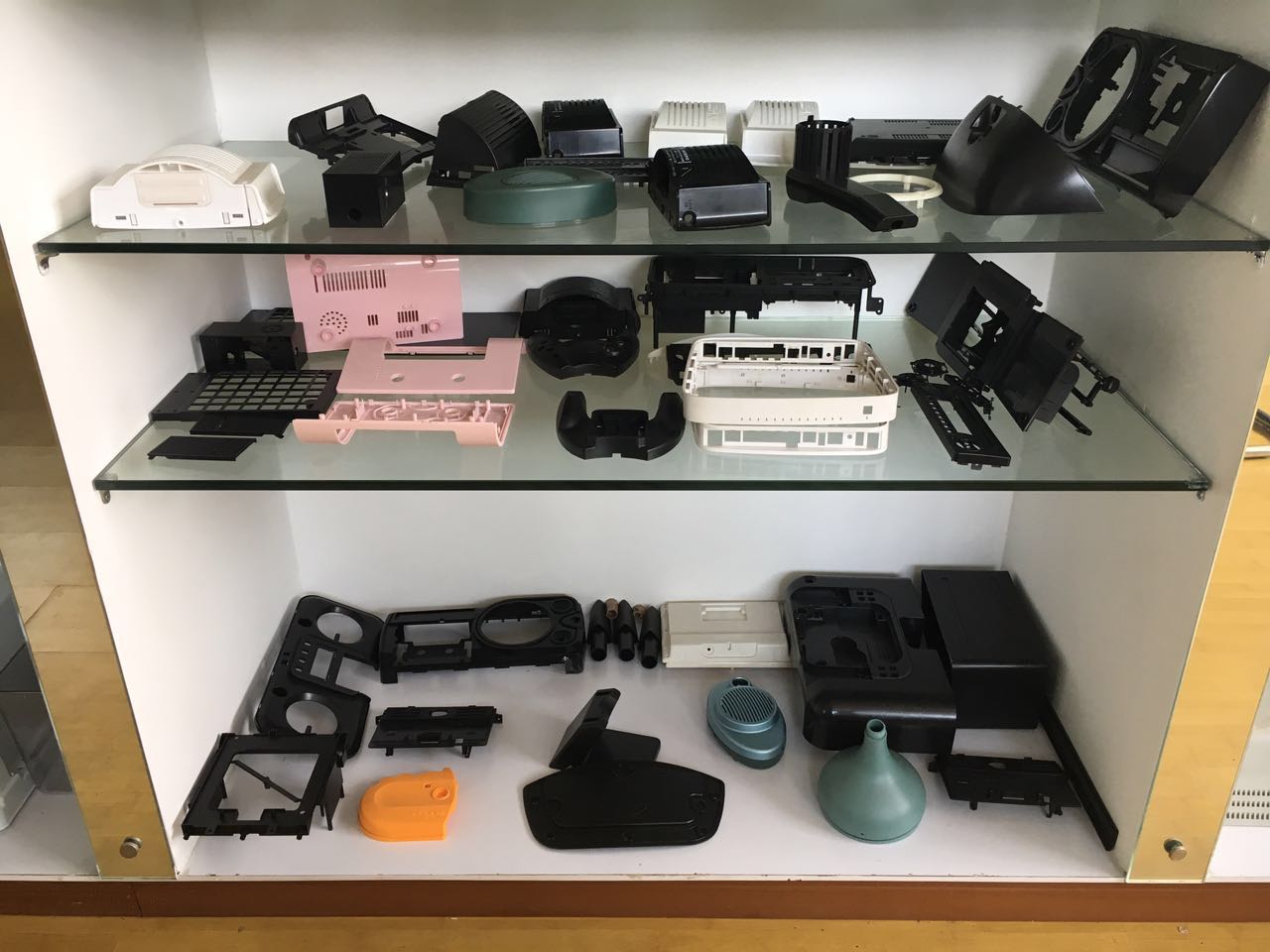 旭錦塑膠模具有限公司 旭錦塑膠模具有限公司