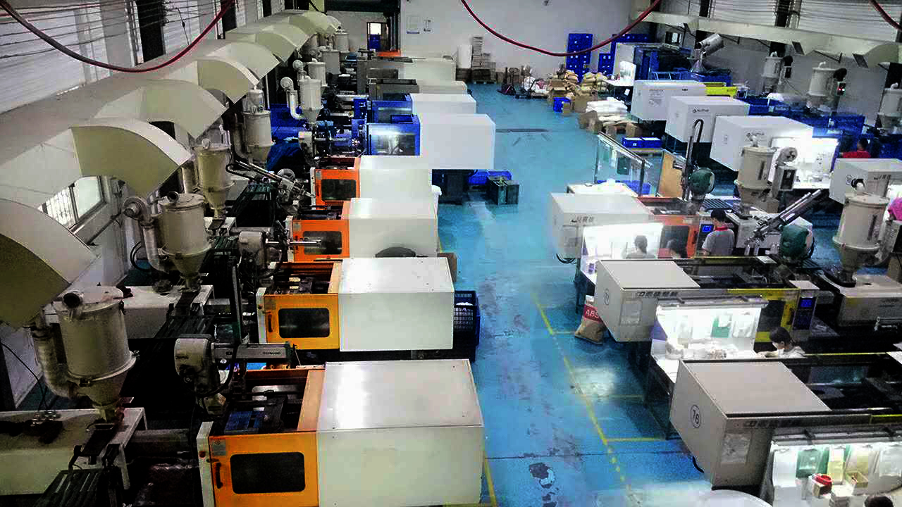 旭錦光學(xué)透鏡注塑生產(chǎn)部門(mén)