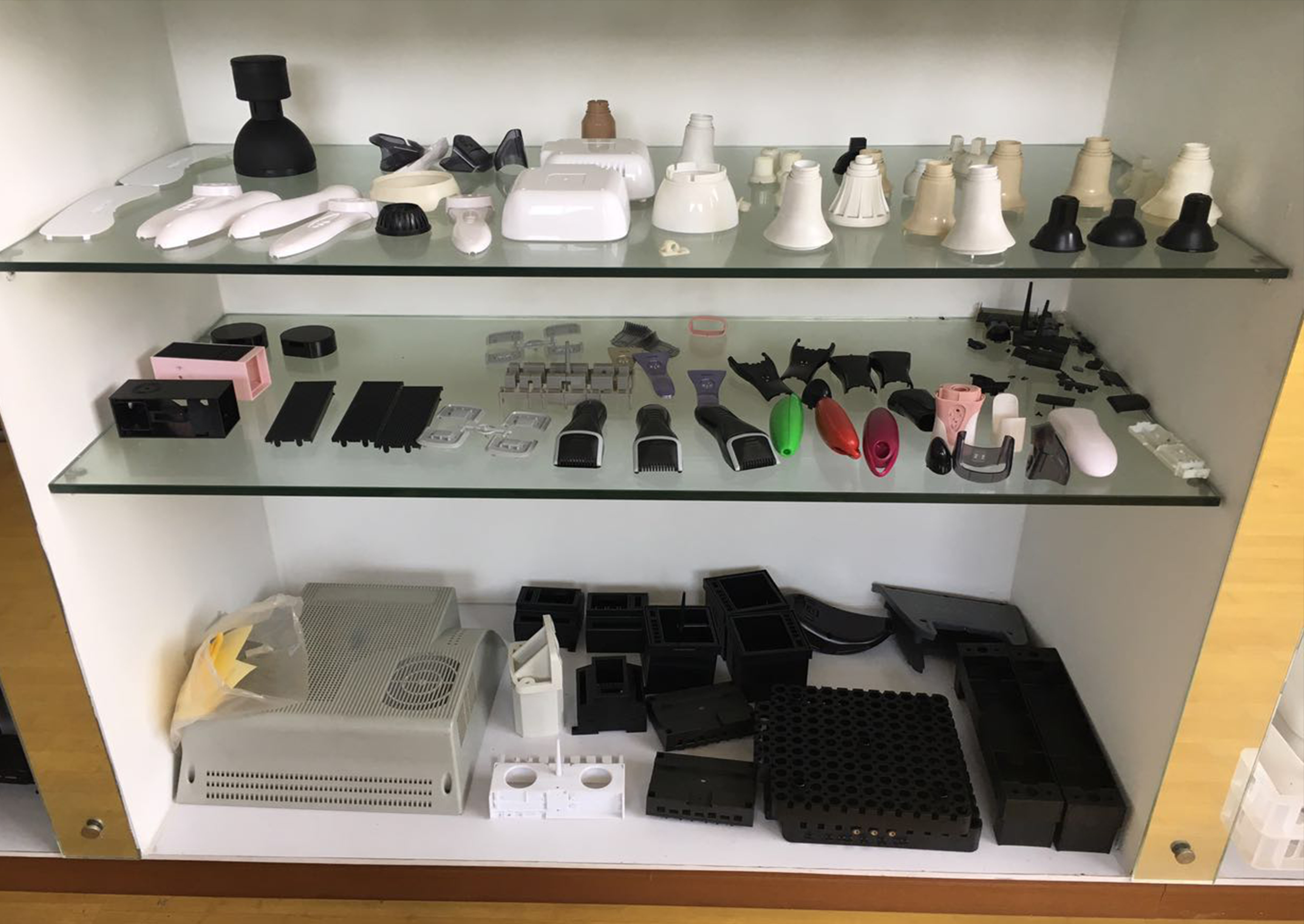 旭錦塑膠模具有限公司 旭錦塑膠模具有限公司