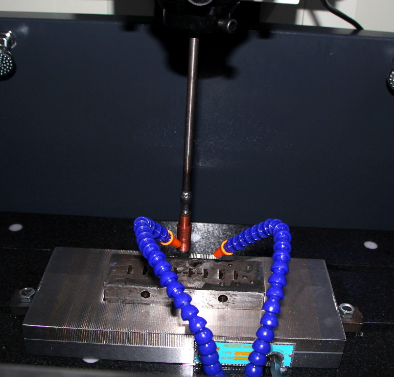 旭錦塑膠模具有限公司 旭錦塑膠模具有限公司